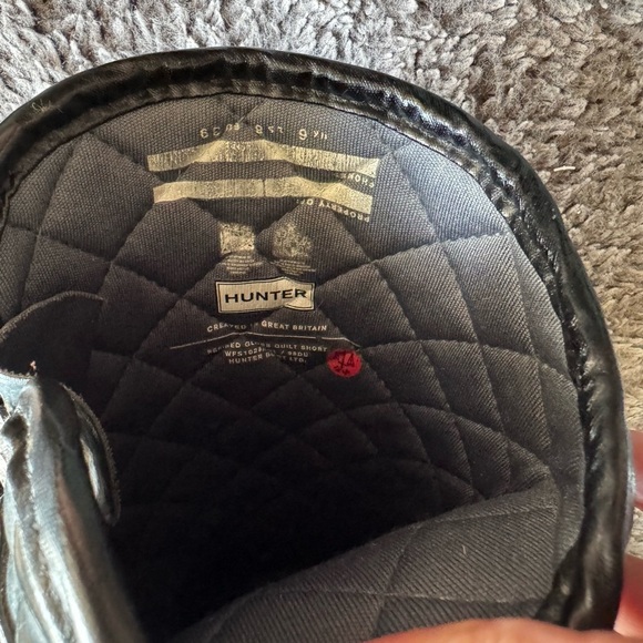 HUNTER Women’s Adjustable Quilted Refined Slim Fit Short Rain Boots - Picture 3 of 11